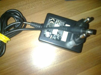 Лот: 4922942. Фото: 1. Блок оригинальный питания к роутеру... WiFi, Bluetooth адаптеры
