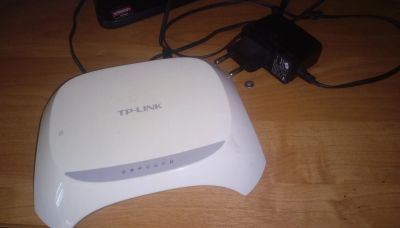 Лот: 22390416. Фото: 1. Роутер Wi-Fi TL-WR720N. Маршрутизаторы (роутеры)