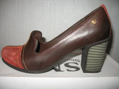 Лот: 12645679. Фото: 1. Туфли 39 р. Туфли
