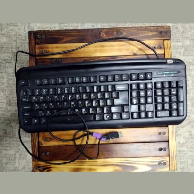 Лот: 13256457. Фото: 1. Клавиатура Oklick с usb портом. Клавиатуры и мыши