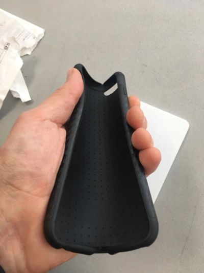 Лот: 9580113. Фото: 1. Чехол Carbon для iPhone 6/6s. Чехлы, бамперы