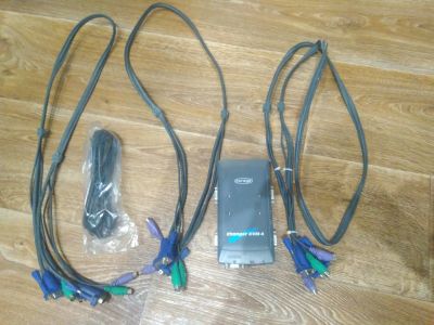 Лот: 16681767. Фото: 1. Квм переключатель, kvm changer. Шлейфы, кабели, переходники