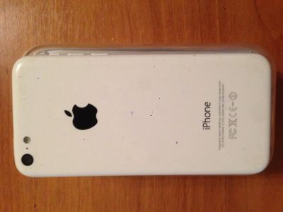 Лот: 6046265. Фото: 1. Iphone 5c Белый 16gb. Смартфоны