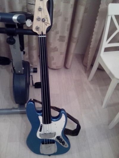 Лот: 5086830. Фото: 1. Fender jazz bass. Гитары