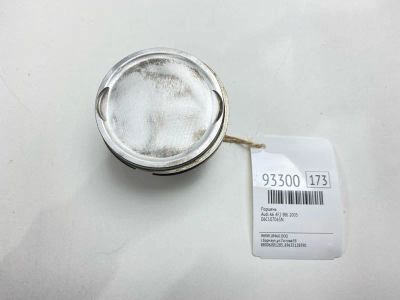 Лот: 24774959. Фото: 1. Поршень Audi A6 2005 06C107065N... Двигатель и элементы двигателя