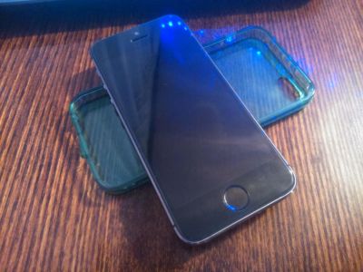 Лот: 6667965. Фото: 1. IPhone 5S 16 GB LTE. Смартфоны