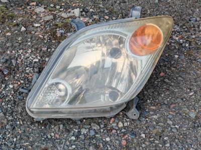 Лот: 16870090. Фото: 1. Фара левая Toyota Ist 52-063. Оптика и освещение