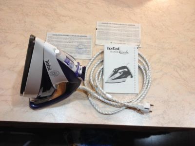 Лот: 5075642. Фото: 1. Продам утюг Tefal FV 9547. Утюги, парогенераторы, отпариватели