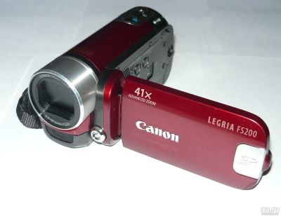 Лот: 14539762. Фото: 1. Видеокамера Canon Legria FS200. Видеокамеры