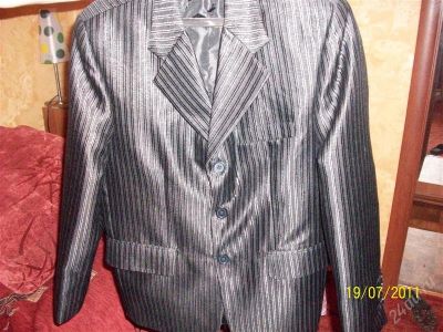 Лот: 1077314. Фото: 1. продаю школьный костюм. Костюмы, пиджаки, комбинезоны
