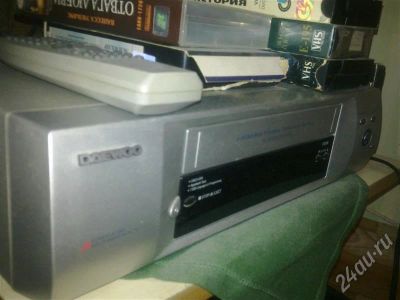 Лот: 730568. Фото: 1. Видеомагнитофон DAEWOO со стойкой... Видеомагнитофоны