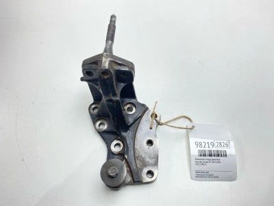 Лот: 24773221. Фото: 1. Кронштейн опоры двигателя Hyundai... Двигатель и элементы двигателя