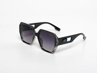 Лот: 21773792. Фото: 1. Очки Dior. Очки солнцезащитные
