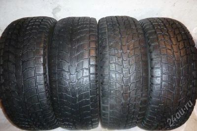 Лот: 952593. Фото: 1. Шины зимние Dunlop SJ6 31*10,5... Шины
