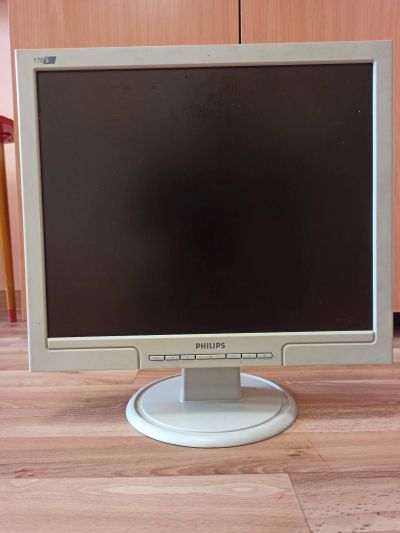 Лот: 18070353. Фото: 1. Монитор 17" Philips 170S7FG неисправный. ЖК-мониторы