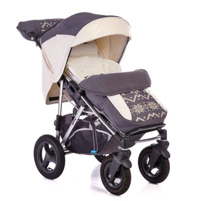 Лот: 6838707. Фото: 1. Продам коляску детскую Geoby C780. Коляски
