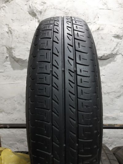 Лот: 19056596. Фото: 1. 155/80R13 79S Bridgestone Sneker... Шины