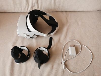 Лот: 18398600. Фото: 1. Oculus quest 2 64gb Забит играми. Игровые приставки, консоли