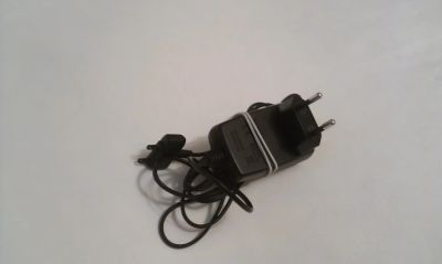 Лот: 17294765. Фото: 1. зарядное для телефона sony ericsson... Зарядные устройства, блоки питания, адаптеры сетевые для смартфонов