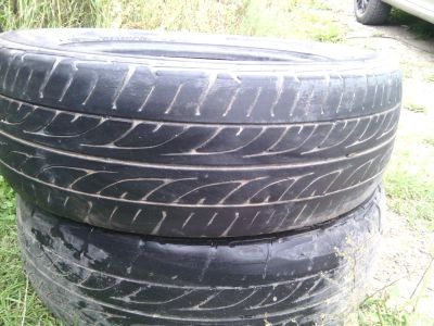 Лот: 6114225. Фото: 1. Dunlop 2шт. Шины