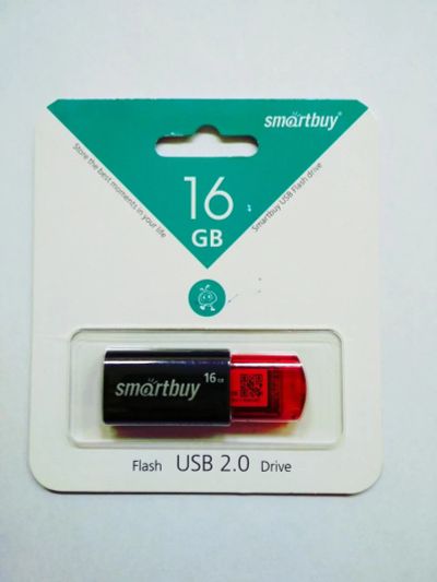 Лот: 10416205. Фото: 1. 16 gb usb flash. USB-флеш карты