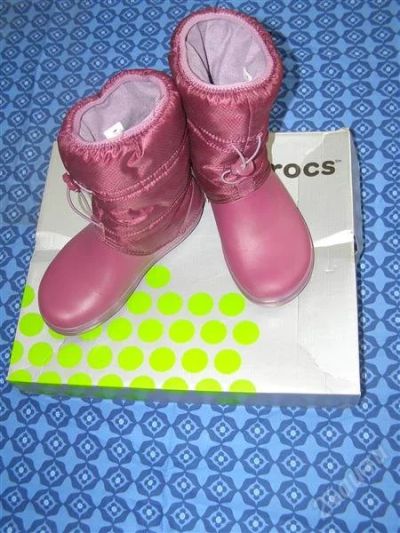 Лот: 1915315. Фото: 1. сноубутсы Crocs. Другое (женская обувь)