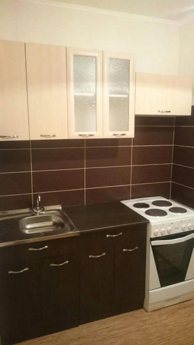 Лот: 9105258. Фото: 1. Сдам 1 комн. квартиру в Солнечном. Квартиры, студии