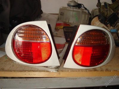 Лот: 2848424. Фото: 1. Стоп-сигнал toyota caldina at-st... Оптика и освещение