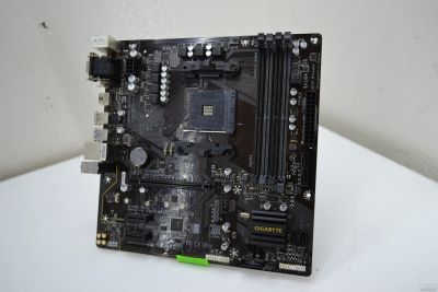Лот: 17788786. Фото: 1. Материнская плата gigabyte GA-A320MA-M... Материнские платы