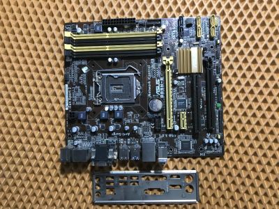 Лот: 20025164. Фото: 1. Материнская плата asus 1150. Материнские платы