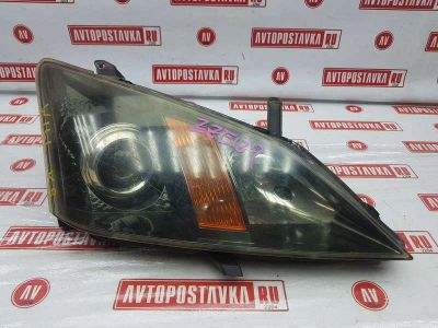 Лот: 20895972. Фото: 1. Фара галогеновая Toyota Will Vs... Оптика и освещение