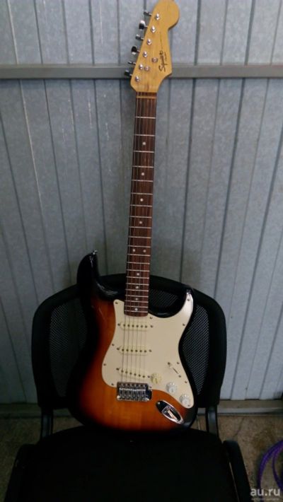 Лот: 13411383. Фото: 1. Squier bullet stratocaster. Гитары
