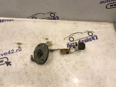 Лот: 21709854. Фото: 1. датчик уровня топлива Honda Domani... Двигатель и элементы двигателя