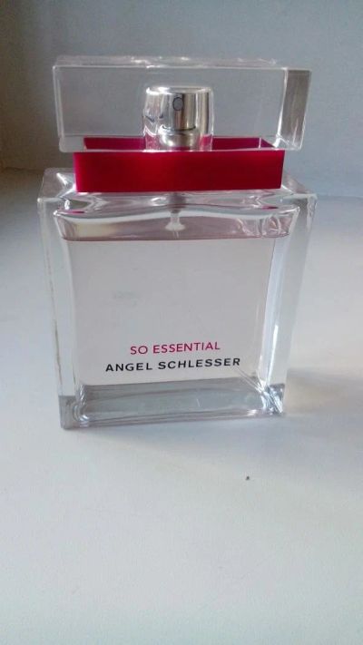 Лот: 9268725. Фото: 1. So Essential от Angel Schlesser... Женская парфюмерия