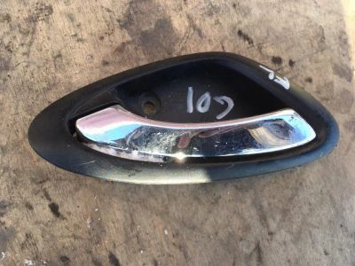Лот: 21719000. Фото: 1. ручка двери внутренняя Honda Fit... Двигатель и элементы двигателя