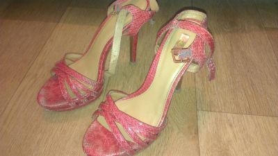 Лот: 3117869. Фото: 1. Босоножки Stradivarius розовые. Босоножки