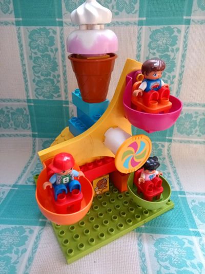 Лот: 25641820. Фото: 1. LEGO игрушки типа "Карусель... Конструкторы
