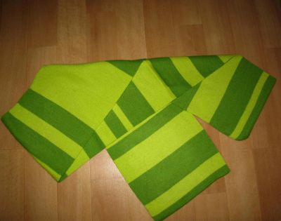 Лот: 3852510. Фото: 1. Шарфик зеленый, новый. Шарфы, платки