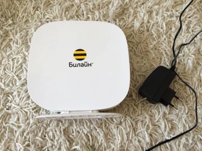 Лот: 4327890. Фото: 1. Роутер Билайн SmartBox. Маршрутизаторы (роутеры)
