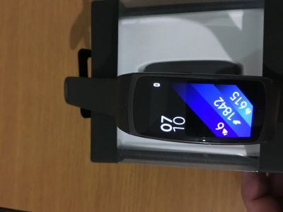 Лот: 13933750. Фото: 1. Samsung gear fit2. Смарт-часы, фитнес-браслеты, аксессуары
