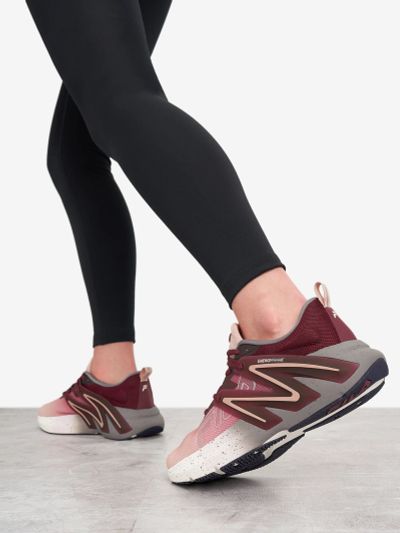 Лот: 25532571. Фото: 1. Кроссовки женские FILA Neon 2... Другое (одежда, обувь, галантерея)