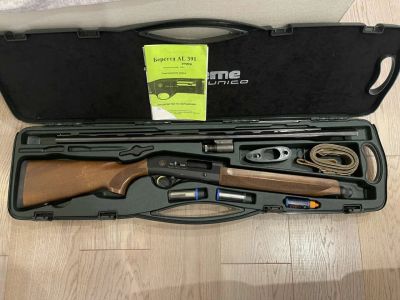 Лот: 19638004. Фото: 1. Самозарядное ружье Beretta AL... Охотничье оружие