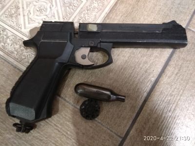 Лот: 15870188. Фото: 1. Пистолет. Пневматическое оружие