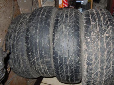 Лот: 2510233. Фото: 1. DUNLOP лето 4 шт.жирный остаток. Шины