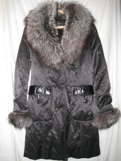 Лот: 3629591. Фото: 1. Продам женскую пихору. Верхняя одежда