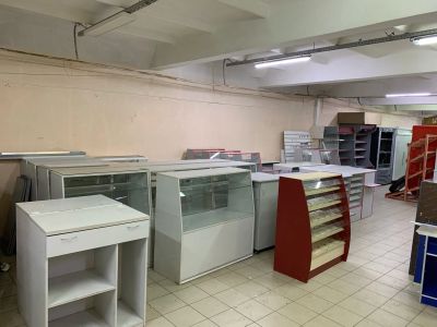 Лот: 16880972. Фото: 1. Прилавки торговые б/у ЛДСП. Торговое