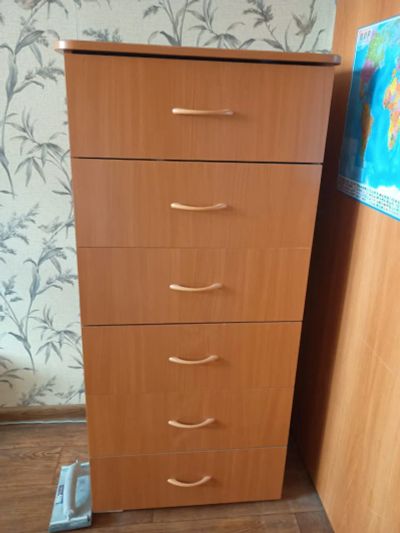 Лот: 25883453. Фото: 1. Комод высокий и узкий. Комоды