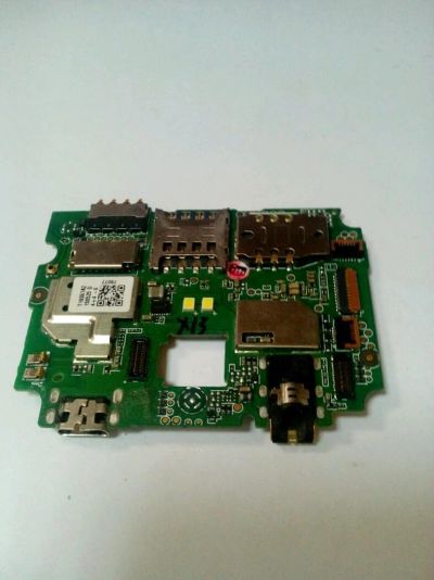 Лот: 9756007. Фото: 1. A195. Micromax Q335 . Материнская... Микросхемы и платы