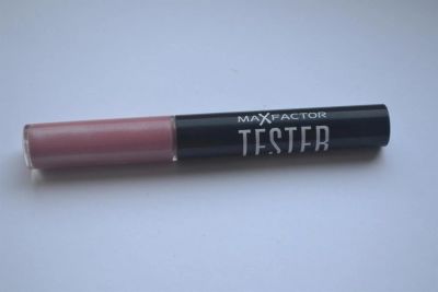 Лот: 3700318. Фото: 1. Помада Max Factor Lipfinity 010... Макияж