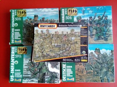 Лот: 9806274. Фото: 1. Наборы пластиковых неокрашенных... Другое (моделизм)